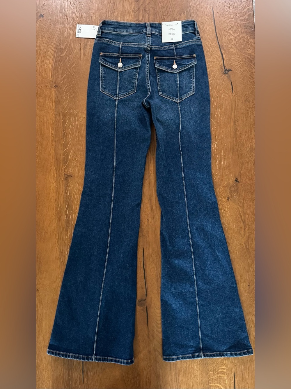 👖NWT 🔖H&M Flared High Jeans Dark Denim Size 2 - Picture 7 of 13